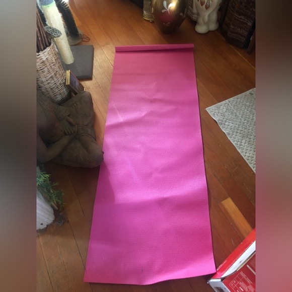 Pink Yoga/Exercise Mat. - Picture 1 of 2
